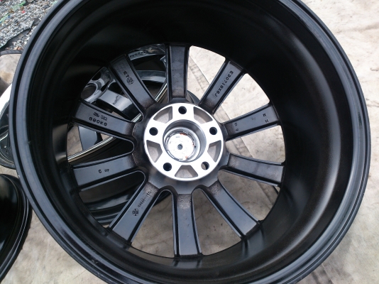 ขายแม็กใหม่ วาเรนซ่า ขอบ18 5รู114.3 จำนวน 1 ชุด