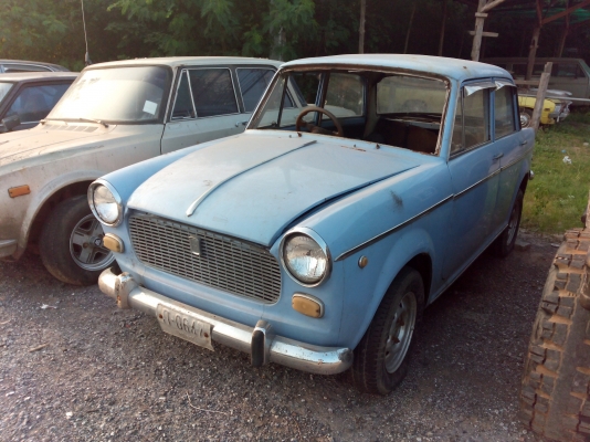 ______ขาย Fiat 1100 (ซาก)ไว้ทำอะไหล่________ ______ขาย Fiat 1100 (ซาก)ไว้ทำอะไหล่________