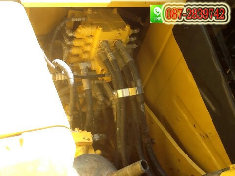 ขาย รถแบคโฮ KOMATSU PC130-8   เดินเครื่อง 6,633 ชม.