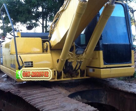 ขาย รถแบคโฮ KOMATSU PC 200-8  เดินเครื่อง  6,749 ชม.