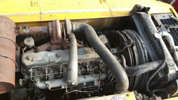 ต้องการขายแบคโฮ ซูมิโตโม่ SH200A3