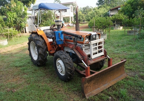 ขายรถไถ KUBOTA L2402 DT ระบบ 4 WD สภาพเดิม ๆ พร้อมใช้