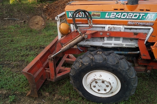 ขายรถไถ KUBOTA L2402 DT ระบบ 4 WD สภาพเดิม ๆ พร้อมใช้