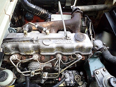 ขายรถยกนิสสัน 2.5 ตัน  เครื่องดีเซล  กระบอกคู่ เสาสูง 4 เมตร   พวงมาลัยเพาเว่อร์  สีเดิมจากนอก นำเข้าจากญี่ปุ่น ใช้งานได้ทันที