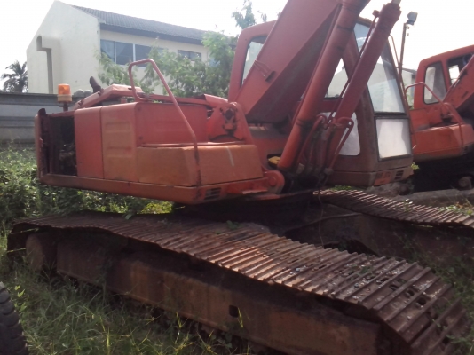 ขายรถขุดPC200-5ถูกๆ
