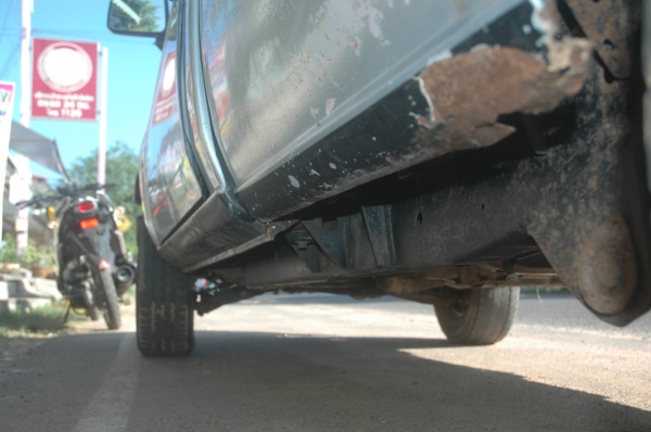 นิสสันบิ๊กเอ็มฝาแดงปี36 นิสสันบิ๊กเอ็มฝาแดงปี36