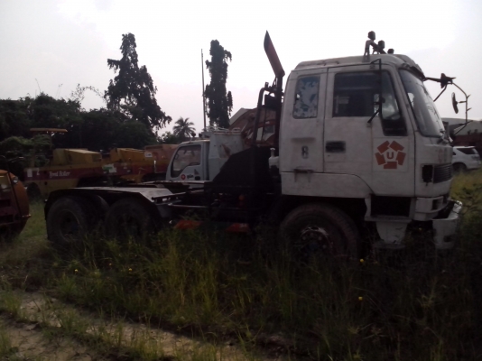 ขายรถ10ล้อหัวลากเครื่อง240แรง รถประกอบ ขายรถ10ล้อหัวลากเครื่อง240แรง รถประกอบ