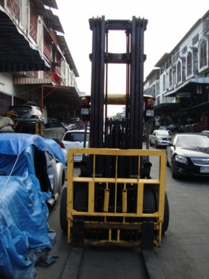 ++++++ ขายด่วน !!!   รถโฟล์คลิฟท์  T.C.M.  FD25-Z5  (รถนอกนำเข้า  สภาพพร้อมใช้  หายาก  รถ  5,xxx ชม.) เครื่องยนต์ดีเซล  เกียร์ออโตเมติค  เสายกสูง  7  เมตร  ฮิ้งค์โฟล์ค (งากระดกได้)  ล้อหน้าคู่    ***สนใจเข้ามาลองรถก่อนได้  ราคาคุยกันได้ ***