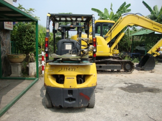 +++++++++ ขายด่วน !!!  รถโฟล์คลิฟท์  KOMATSU  FG15  (รถนอกนำเข้า รุ่นใหม่ล่าสุด  มาใหม่ ๆ เลยครับ) เครื่องยนต์เบนซิน ติดแก๊ส  เสาสูง  3  เมตร  งา 1,070  มม.  ยางตัน  *****  สนใจเข้ามาลองรถก่อนได้  ราคากันเองคุยกันได้ ++++++++