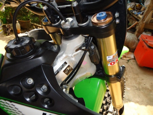 คาวาซากิ  kxf  250  ปี 2011