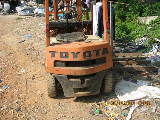 ขายรถโฟคลิฟยกๆด้1ตันด่วน