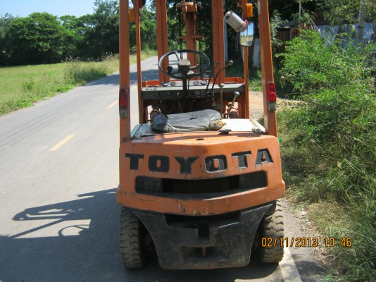 ขายรถโฟคลิฟยกๆด้1ตันด่วน