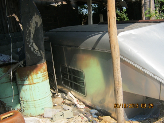 ขายตู้ทึบถอดจากนิสสันตอนเดียวสภาพดีพร้อมใช้ ขายตู้ทึบถอดจากนิสสันตอนเดียวสภาพดีพร้อมใช้