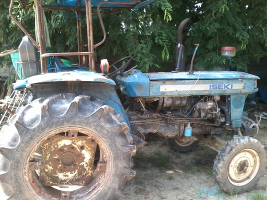 ขายรถไถ iseki  ts3510 พร้อมผานพรวน และเทรลเลอร์ลากของ   เฉพาะตัวอย่างเดียวก็ขายครับ 79000คุยกันได้นะ