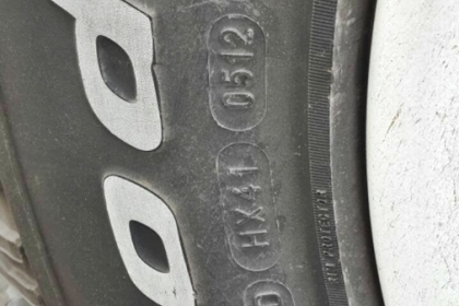 ขอขายแม็กเบดเล่พร้อมยาง BF 265/70R16 ปี12