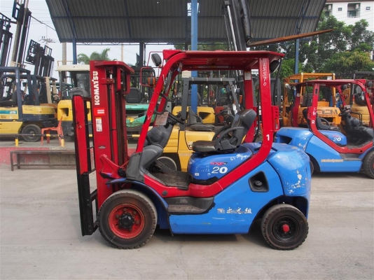 ** LOT 25/10/2556 ** KOMATSU FD20T-16-749972 เครื่องยนต์ดีเซล 4D94 เสาสูง 3 เมตร เกียร์ออโต้ สนใจติดต่อ 083-062-0223