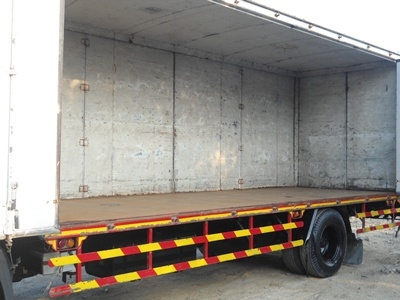 ขายด่วนรถตู้ HINO MEGA FG ตู้ 10 บาน ลดราคาแล้วเหลือ 1,230,000