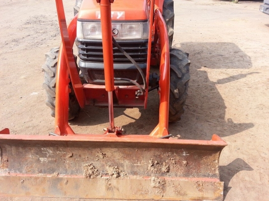 คูโบต้า L3408 4 WD 2 เพลาพร้อมใบมีดตราช้างเสปเชี่ยน เดิมๆใช้งานได้เลย