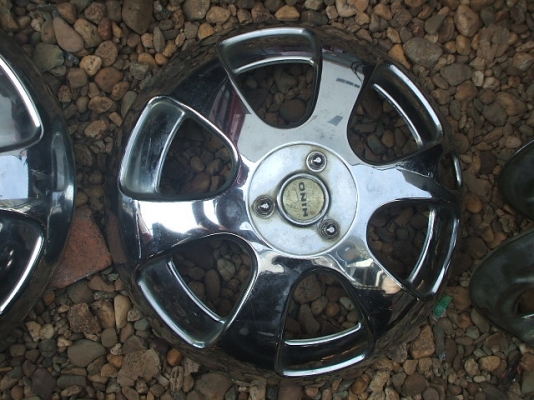 ฝาครอบล้อ HINO