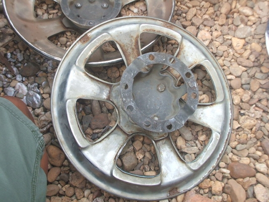 ฝาครอบล้อ HINO