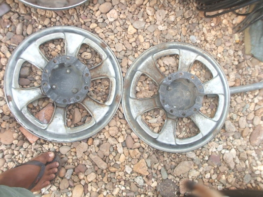 ฝาครอบล้อ HINO