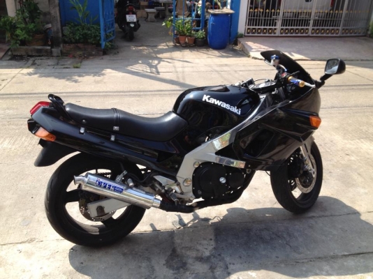 แลกรถยนครับทุกรุ่นเสนอมา kawasaki ZZR 4สูบ 400 cc อินวอย เเท้ รถคันใหญ่ขับทางไกลสบาย เปลี่ยนใหม่หมด ยาง เเบต น้ำมันเครื่อง ผ้าเบรค. สภาพดีมาก ควันไม่ไหล เครื่องเเห้ง คาบูไม่เยิ้ม ความร้อนไม่มีปัญหา เติมน้ำมันขับกลับได้เลย ดูรถเเถว สายไหม 0853594089 กอล์ฟ แลกรถยนครับทุกรุ่นเสนอมา kawasaki ZZR 4สูบ 400 cc อินวอย เเท้ รถคันใหญ่ขับทางไกลสบาย เปลี่ยนใหม่หมด ยาง เเบต น้ำมันเครื่อง ผ้าเบรค. สภาพดีมาก ควันไม่ไหล เครื่องเเห้ง คาบูไม่เยิ้ม ความร้อนไม่มีปัญหา เติมน้ำมันขับกลับได้เลย ดูรถเเถว สายไหม 0853594089 กอล์ฟ