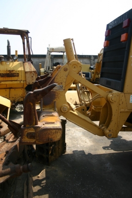 ขาย รถเกรด CATERPILLAR 140H-2ZK02xxx เก่านอก สวยมากๆ เดิมๆ 3,600,000 TEL : 087-0339334 (อ็อฟ)