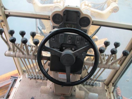 ขาย รถเกรด CATERPILLAR 140H-2ZK02xxx เก่านอก สวยมากๆ เดิมๆ 3,600,000 TEL : 087-0339334 (อ็อฟ) ขาย รถเกรด CATERPILLAR 140H-2ZK02xxx เก่านอก สวยมากๆ เดิมๆ 3,600,000 TEL : 087-0339334 (อ็อฟ)