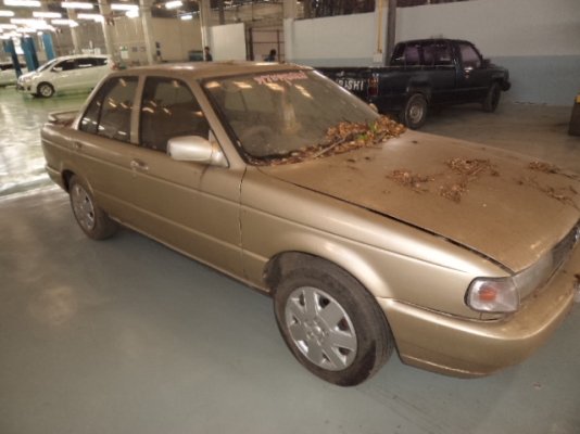 ขายเก๋ง NISSAN 1.5 ปี1992 ขายตามสภาพ 086-4457033 ไม่ลดแล้วครับ