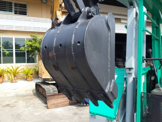ขาย รถขุด KOMATSU รุ่น PC28UU  มือสองญี่ปุ่น