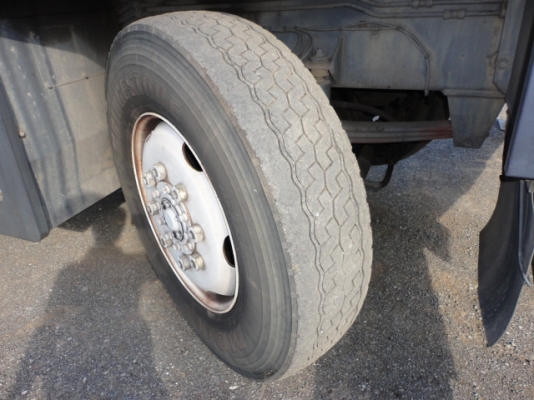 ROUGH TERRAIN CRANE TR100M-1