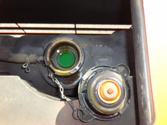 ROUGH TERRAIN CRANE TR100M-1