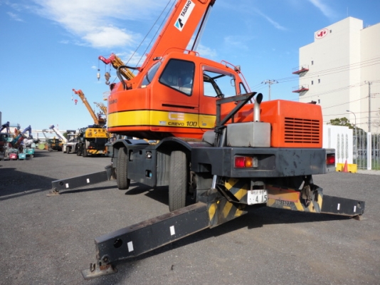 ROUGH TERRAIN CRANE TR100M-1