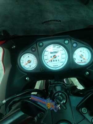 ///// ขาย Ninja 250 -2012 Red/Black ท่อ DBS. ล้อโต 105,000 บาท วิ่ง79xx km /////