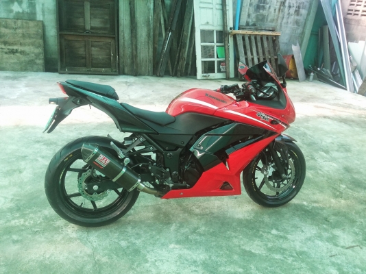 ///// ขาย Ninja 250 -2012 Red/Black ท่อ DBS. ล้อโต 105,000 บาท วิ่ง79xx km /////