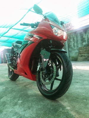 ///// ขาย Ninja 250 -2012 Red/Black ท่อ DBS. ล้อโต 105,000 บาท วิ่ง79xx km /////