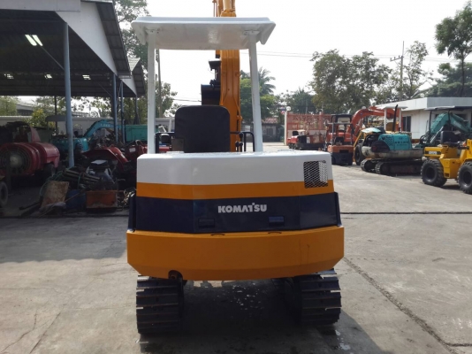 ขาย รถขุด KOMATSU รุ่น PC30-6-  มือสองญี่ปุ่น