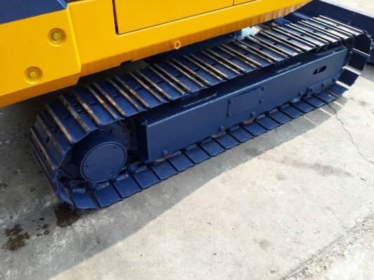 ขาย รถขุด KOMATSU รุ่น PC30-6-  มือสองญี่ปุ่น