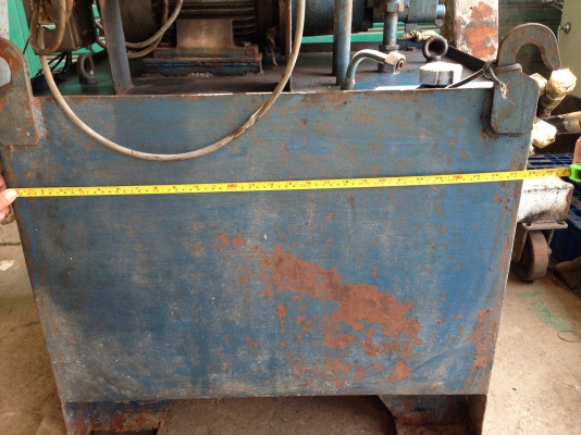 ขายปั้มน้ำมันไฮโดรลิค ขนาดมอเตอร์ 5 HP. 380V สภาพสวย อุปกรณ์ครบ พร้อมใช้งาน ตัวนี่มีน้ำมันมาเกือบเต็มถังครับ