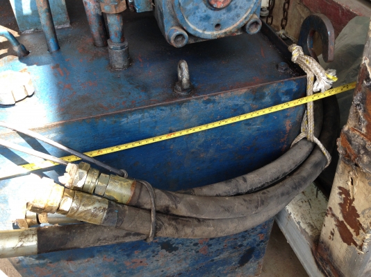 ขายปั้มน้ำมันไฮโดรลิค ขนาดมอเตอร์ 5 HP. 380V สภาพสวย อุปกรณ์ครบ พร้อมใช้งาน ตัวนี่มีน้ำมันมาเกือบเต็มถังครับ