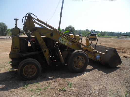 ขายรถตักล้อยาง KOMATSU SD20 สภาพพร้อมใช้เครื่องดีปั้มดี ขายรถตักล้อยาง KOMATSU SD20 สภาพพร้อมใช้เครื่องดีปั้มดี
