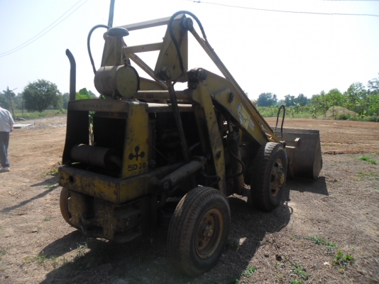 ขายรถตักล้อยาง KOMATSU SD20 สภาพพร้อมใช้เครื่องดีปั้มดี ขายรถตักล้อยาง KOMATSU SD20 สภาพพร้อมใช้เครื่องดีปั้มดี