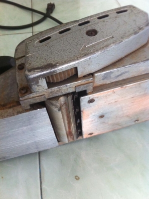 กบไสไม้Makita 1804N ของแท้100\% สภาพดีมาก ราคาถูก กบไสไม้Makita 1804N ของแท้100\% สภาพดีมาก ราคาถูก