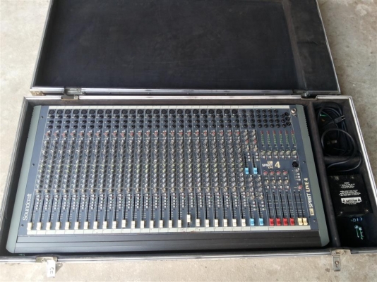 ซาวมิกเซอร์ sound craft รุ่น spirit live4 ใช้งานได้ดี สภาพดี