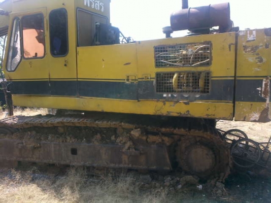 ขายCAT    E300   อยากขายไม่มีคนขับ