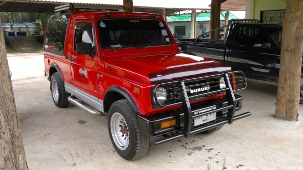 ขาย 4x4 เล็ก พร้อมใช้งาน ติด Lpg ประหยัด-ขับนิ่ม ขาย 4x4 เล็ก พร้อมใช้งาน ติด Lpg ประหยัด-ขับนิ่ม