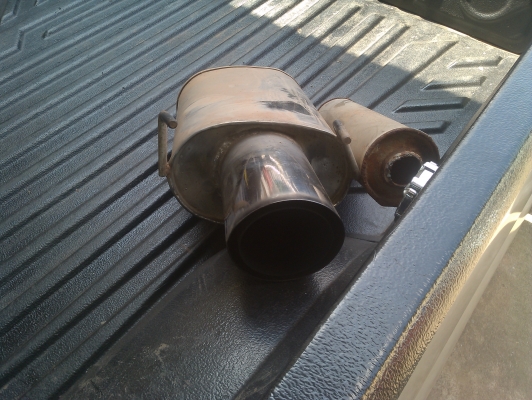 ขายปลายท่อเสียงนุ่มๆๆลดราคาเหลือ1500ครับ