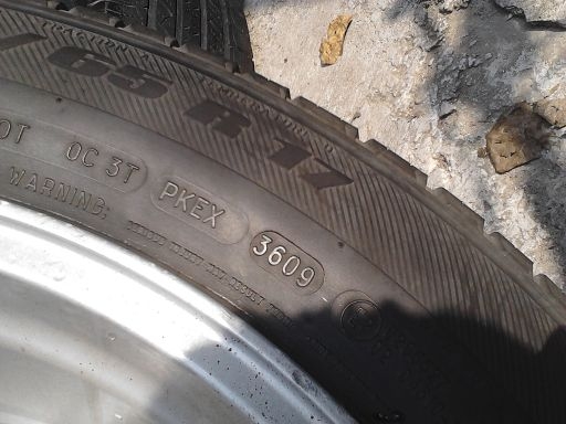 แม็กขอบToyota Prerunner 17 6รู139.7 พร้อมยางมิชลิน 225-65-17 ปี09 7800 บาท แม็กขอบToyota Prerunner 17 6รู139.7 พร้อมยางมิชลิน 225-65-17 ปี09 7800 บาท