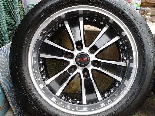 แม็กขอบToyota Prerunner 17 6รู139.7 พร้อมยางมิชลิน 225-65-17 ปี09 7800 บาท แม็กขอบToyota Prerunner 17 6รู139.7 พร้อมยางมิชลิน 225-65-17 ปี09 7800 บาท