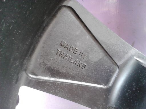 แม็กขอบToyota Prerunner 17 6รู139.7 พร้อมยางมิชลิน 225-65-17 ปี09 7800 บาท แม็กขอบToyota Prerunner 17 6รู139.7 พร้อมยางมิชลิน 225-65-17 ปี09 7800 บาท